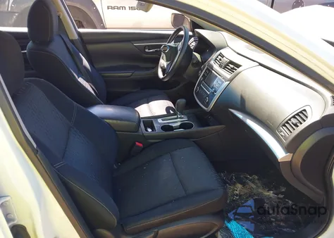 2016 Nissan Altima 2.5/S/Sv/Sl/Sr из США, поврежденный, VIN 1N4AL3AP2GN345493